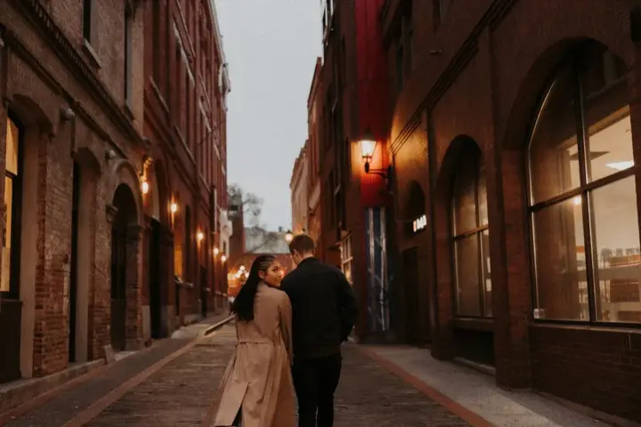Couple walking through the city